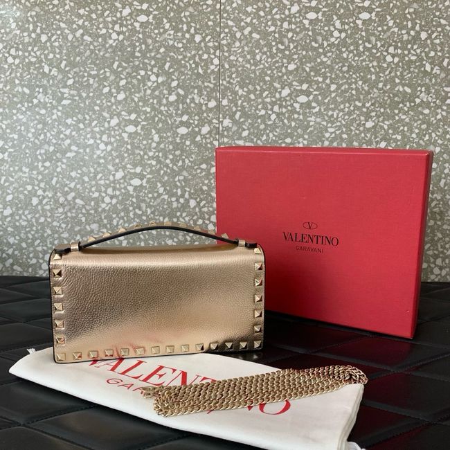 VALENTINO Rockstud calfskin chain bag SHI098 rose gold