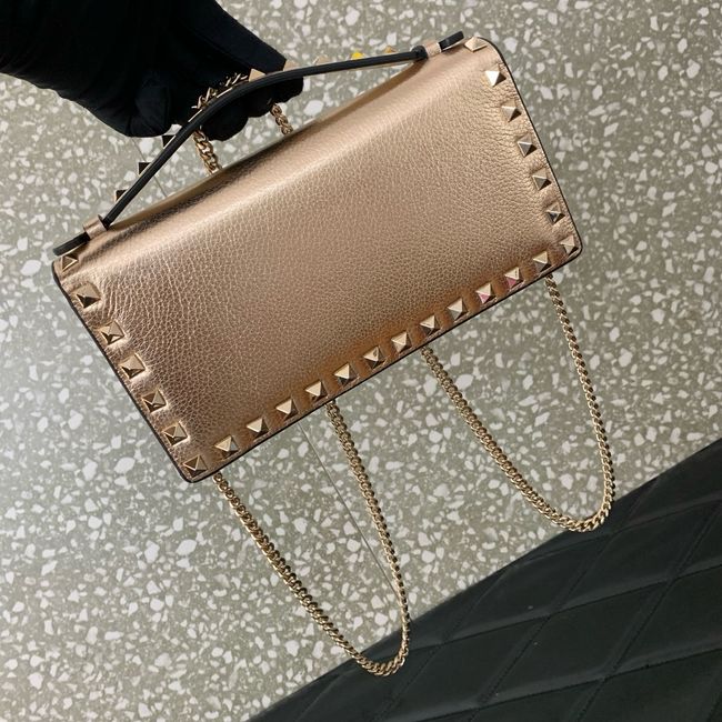 VALENTINO Rockstud calfskin chain bag SHI098 rose gold