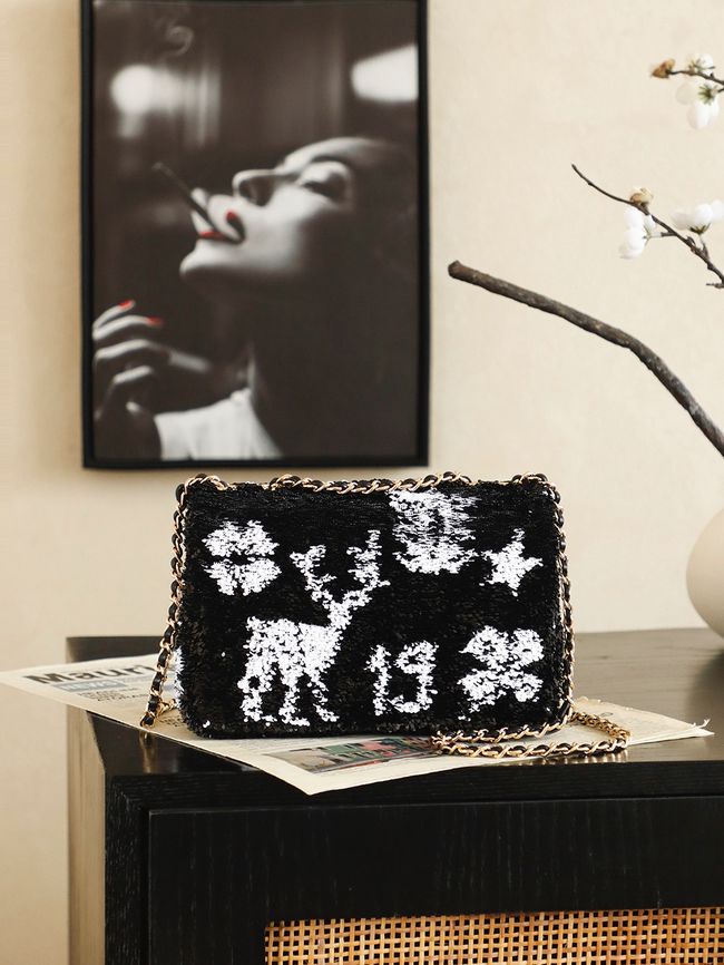 CHANEL SMALL FLAP BAG AS4561-2