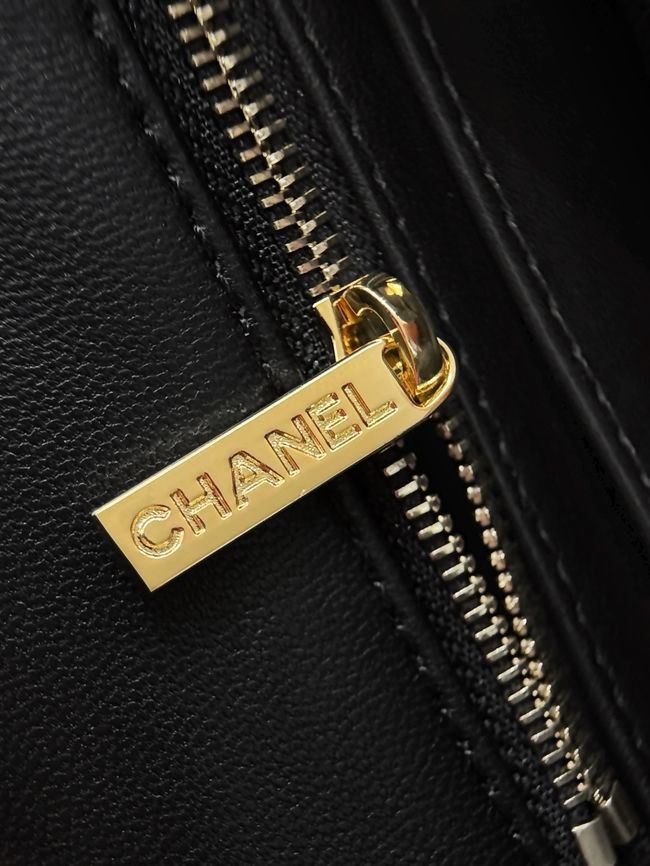CHANEL SMALL FLAP BAG AS4561-6