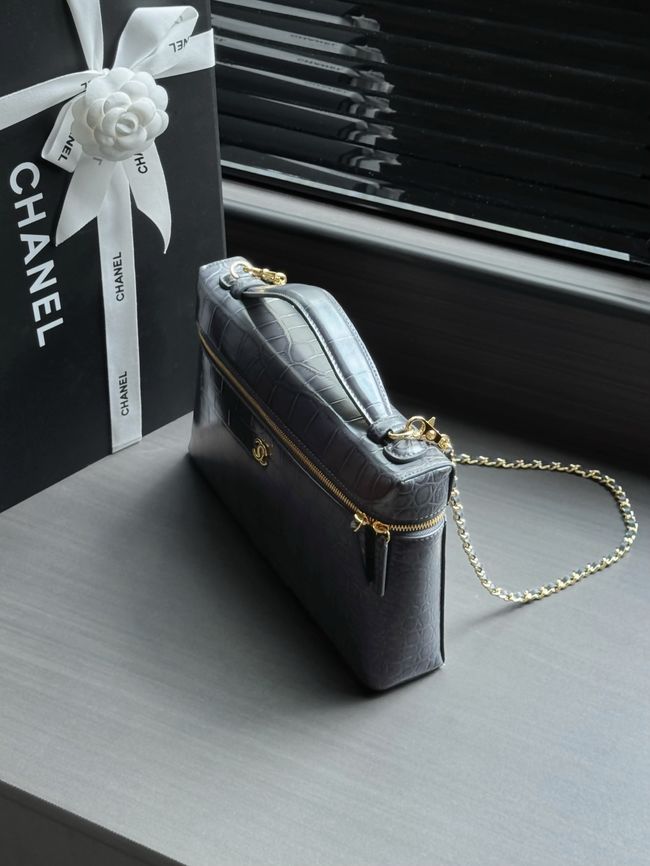 Chanel Vanity with Chain Crocodile Embossed AP5195 gray Chanel Vanity with Chain Crocodile Embossed AP5195 gray