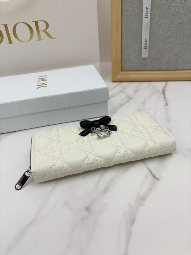 LADY DIOR LOTUS WALLET CANNAGE LAMBSKIN S2600 Beige LADY DIOR LOTUS WALLET CANNAGE LAMBSKIN S2600 Beige