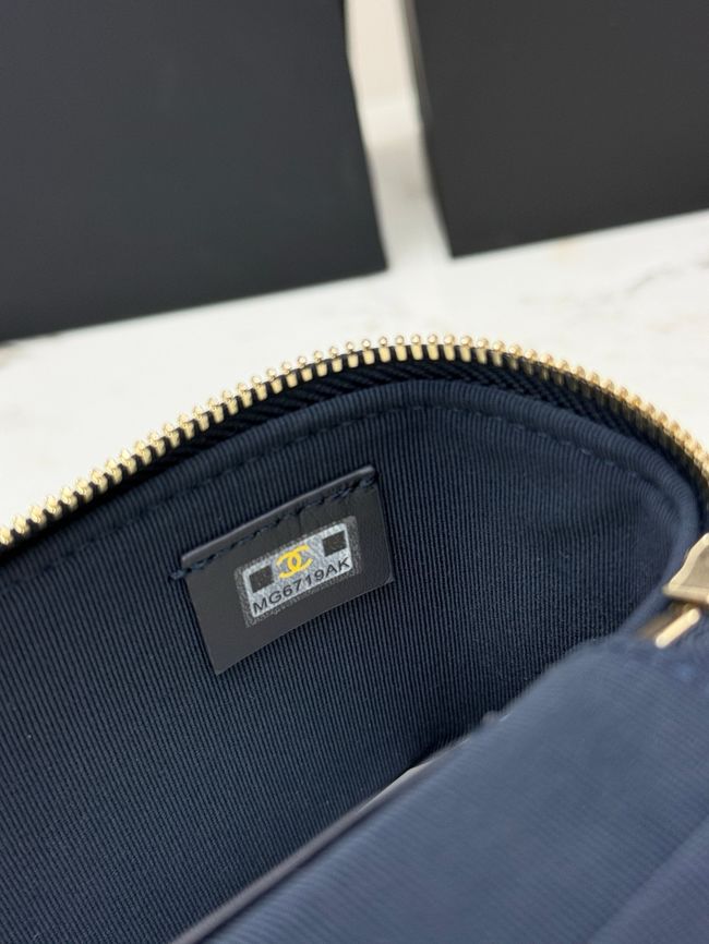 Chanel CLUTCH WITH CHAIN denim AP4385 Royal blue Chanel CLUTCH WITH CHAIN denim AP4385 Royal blue