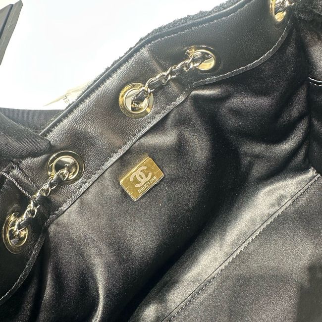 CHANEL 25 Mini Handbag Felt  AS5631 black