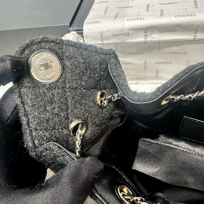 CHANEL 25 Mini Handbag Felt  AS5631 black