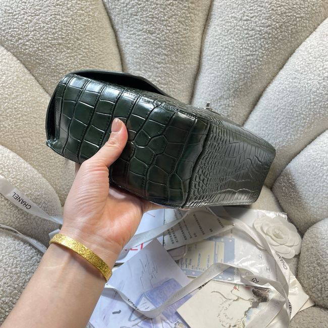 Chanel Crocodile Embossed Maxi Flap bag AS6231 green&Silver-Tone Metal
