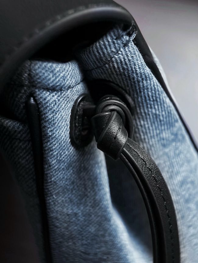 Chanel Small Shoulder Bag AS6427 black&denim blue Chanel Small Shoulder Bag AS6427 black&denim blue