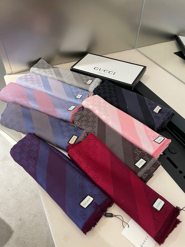 Gucci Shawl Wool Silk and Cotton 06389-1