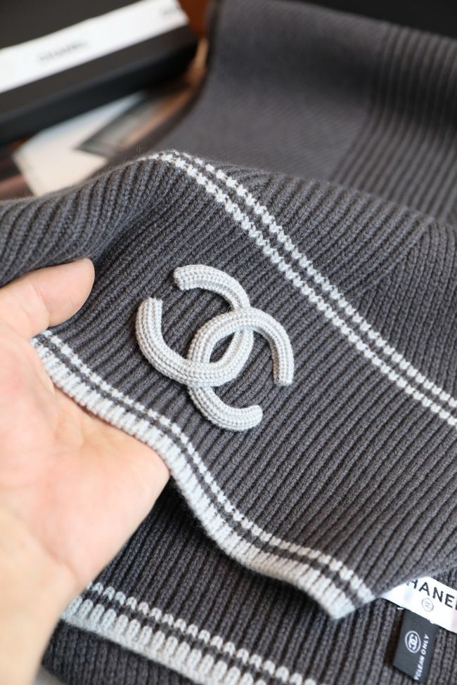 Chanel Wool & Cashmere scarf B25976-3
