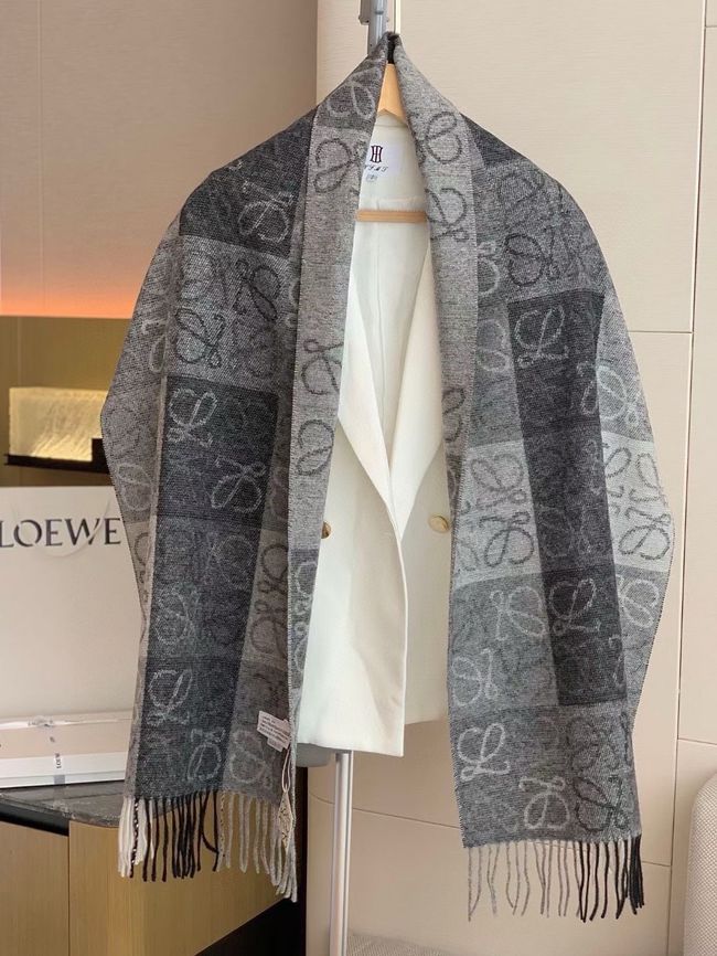 Loewe cashmere scarf 0018-3 Loewe cashmere scarf 0018-3