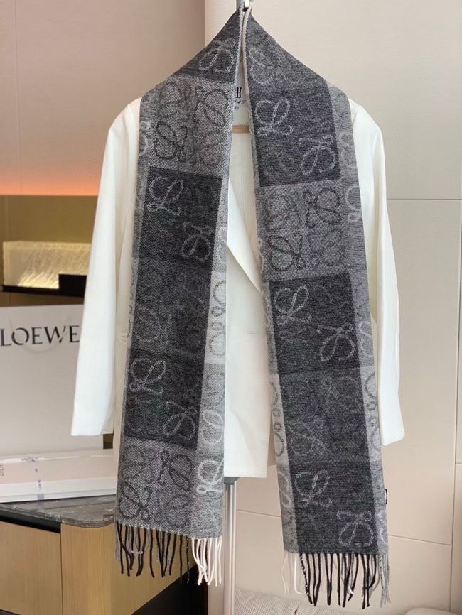 Loewe cashmere scarf 0018-3 Loewe cashmere scarf 0018-3