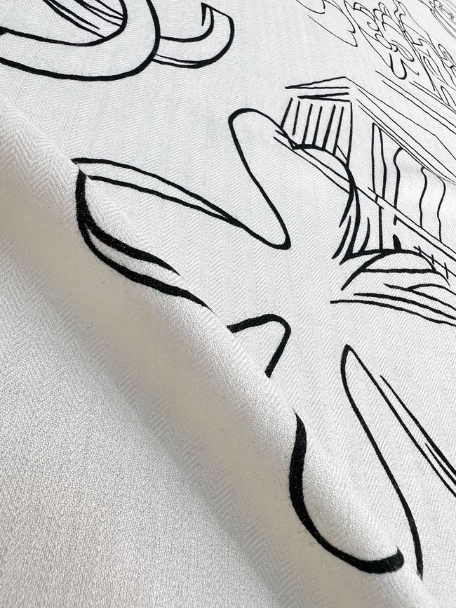 Chanel cashmere scarf B25983-2