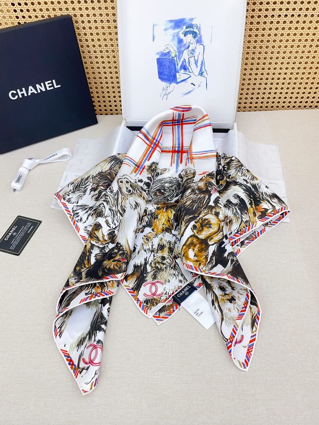 Chanel silk scarf B25981-2