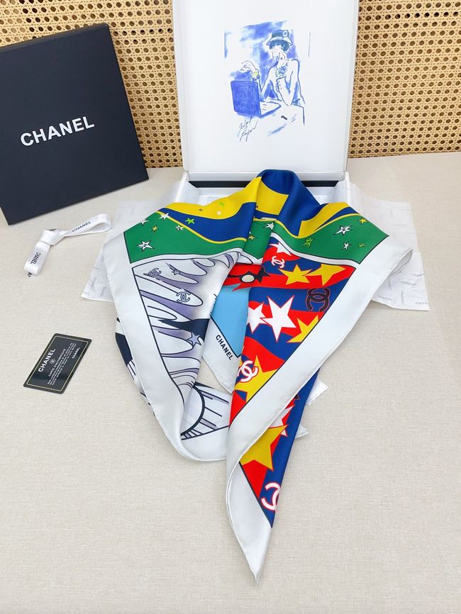 Chanel silk scarf B25982-1
