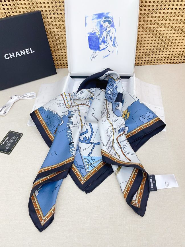 Chanel silk scarf B25984-2