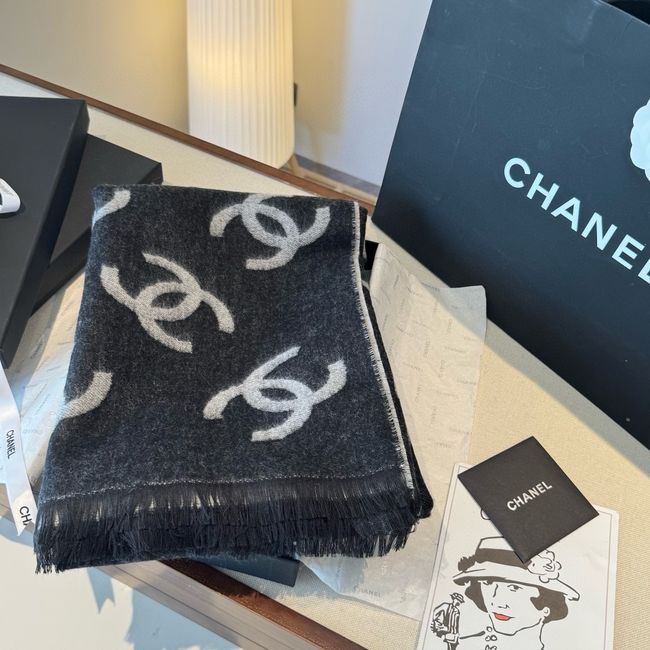 Chanel cashmere scarf B25986-2