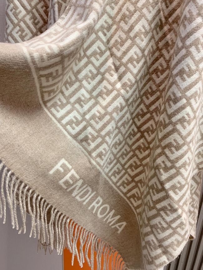 Fendi Shawl Wool Silk and Cotton 06389-2 Fendi Shawl Wool Silk and Cotton 06389-2