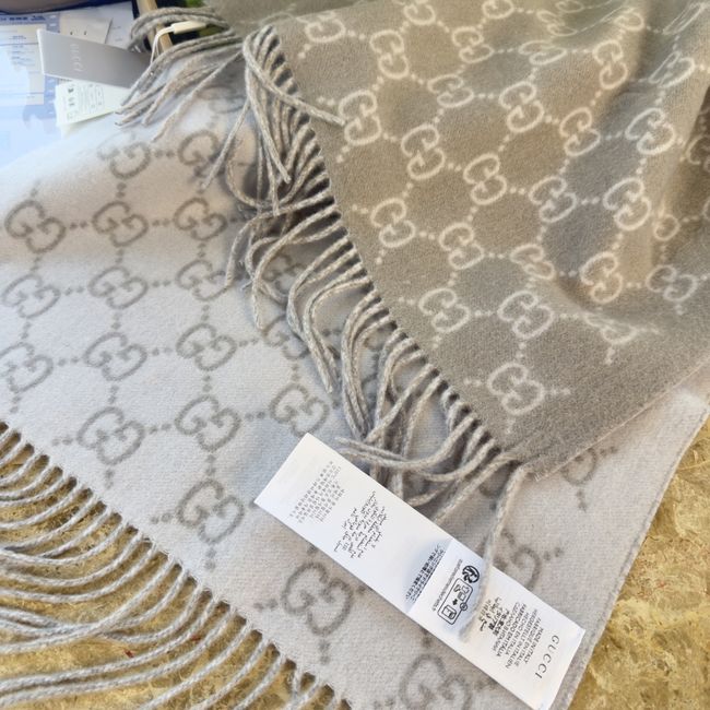 Gucci cashmere scarf 873731-2 Gucci cashmere scarf 873731-2