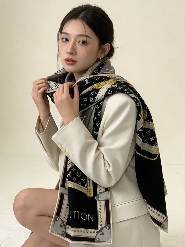 Louis Vuitton Monogram Shine Shawl M98771-3