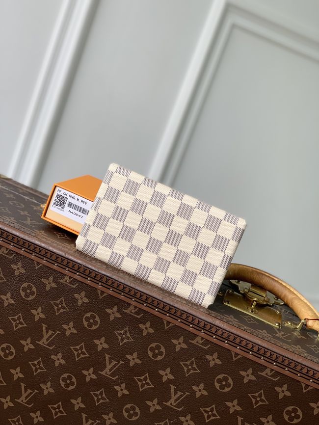 Louis Vuitton Lip and Eye Brush Set N40947 Louis Vuitton Lip and Eye Brush Set N40947