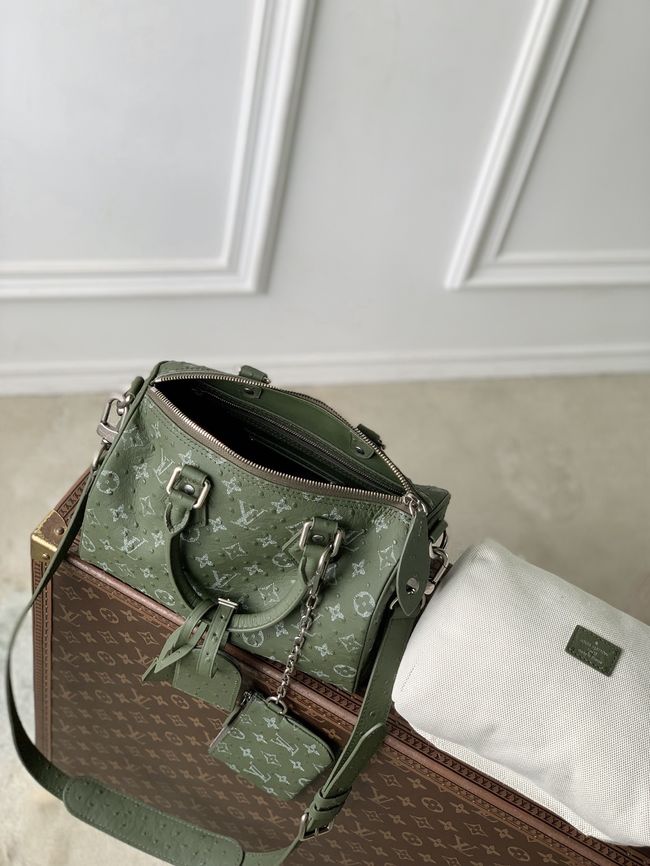 Louis Vuitton Runway Speedy P9 Bandouliere 25 M24426 green