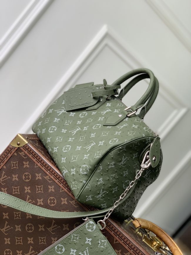 Louis Vuitton Runway Speedy P9 Bandouliere 30 M24425 green