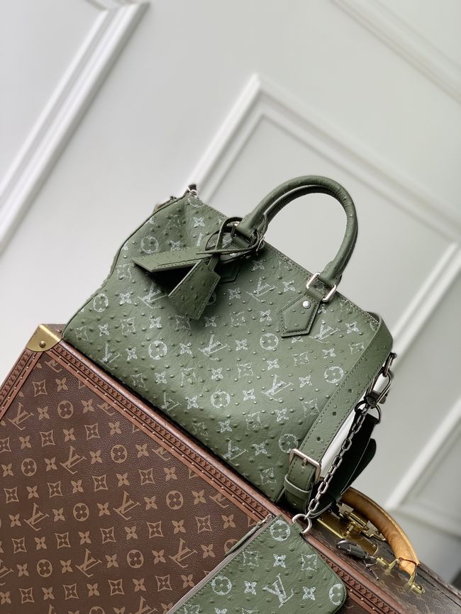 Louis Vuitton Runway Speedy P9 Bandouliere 30 M24425 green Louis Vuitton Runway Speedy P9 Bandouliere 30 M24425 green