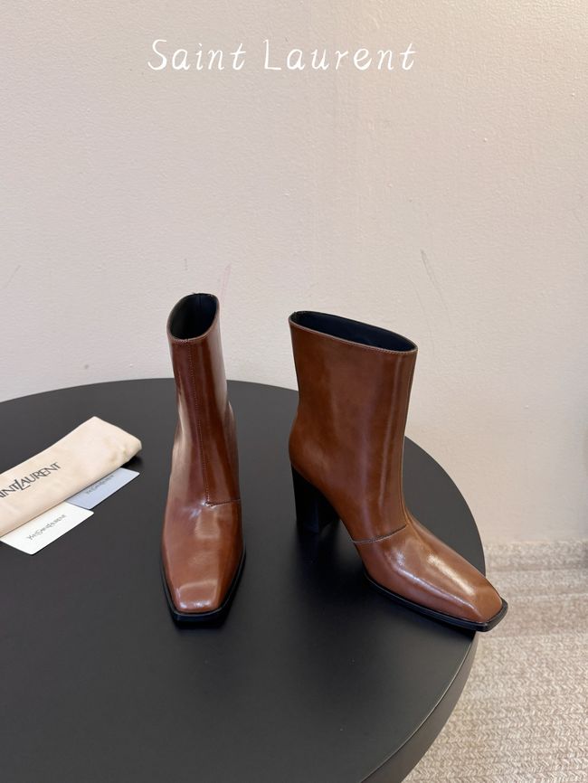 Saint Laurent boots in smooth leather 65282-1