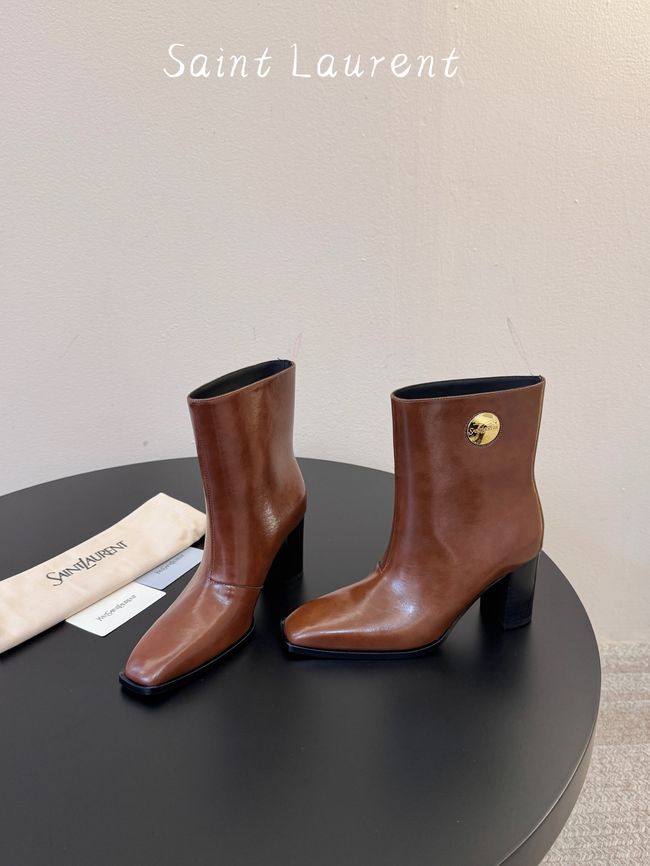 Saint Laurent boots in smooth leather 65282-1