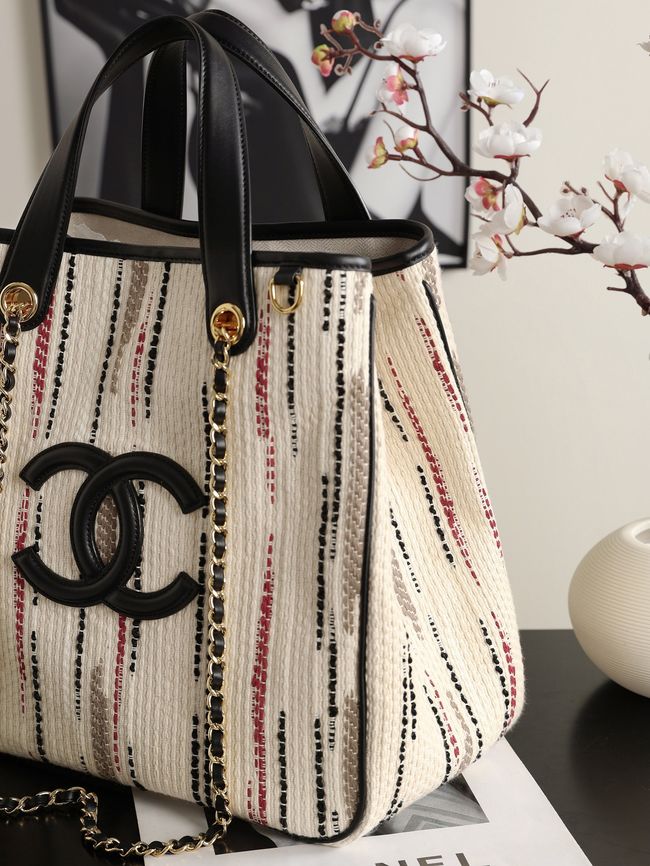 Chanel Shopping Bag AS6200 Beige & Red Chanel Shopping Bag AS6200 Beige & Red
