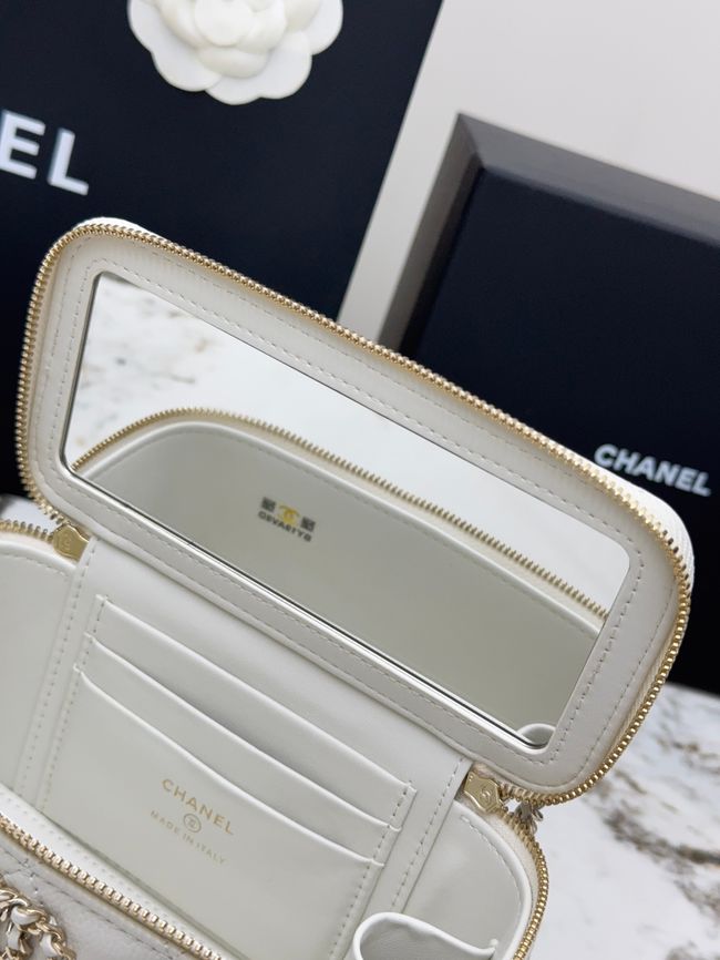 Chanel Vanity with Chain AP5182 white