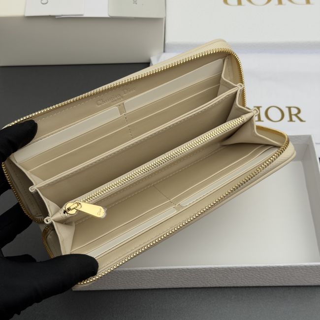 LADY DIOR LOTUS WALLET CANNAGE LAMBSKIN S0007 apricot LADY DIOR LOTUS WALLET CANNAGE LAMBSKIN S0007 apricot