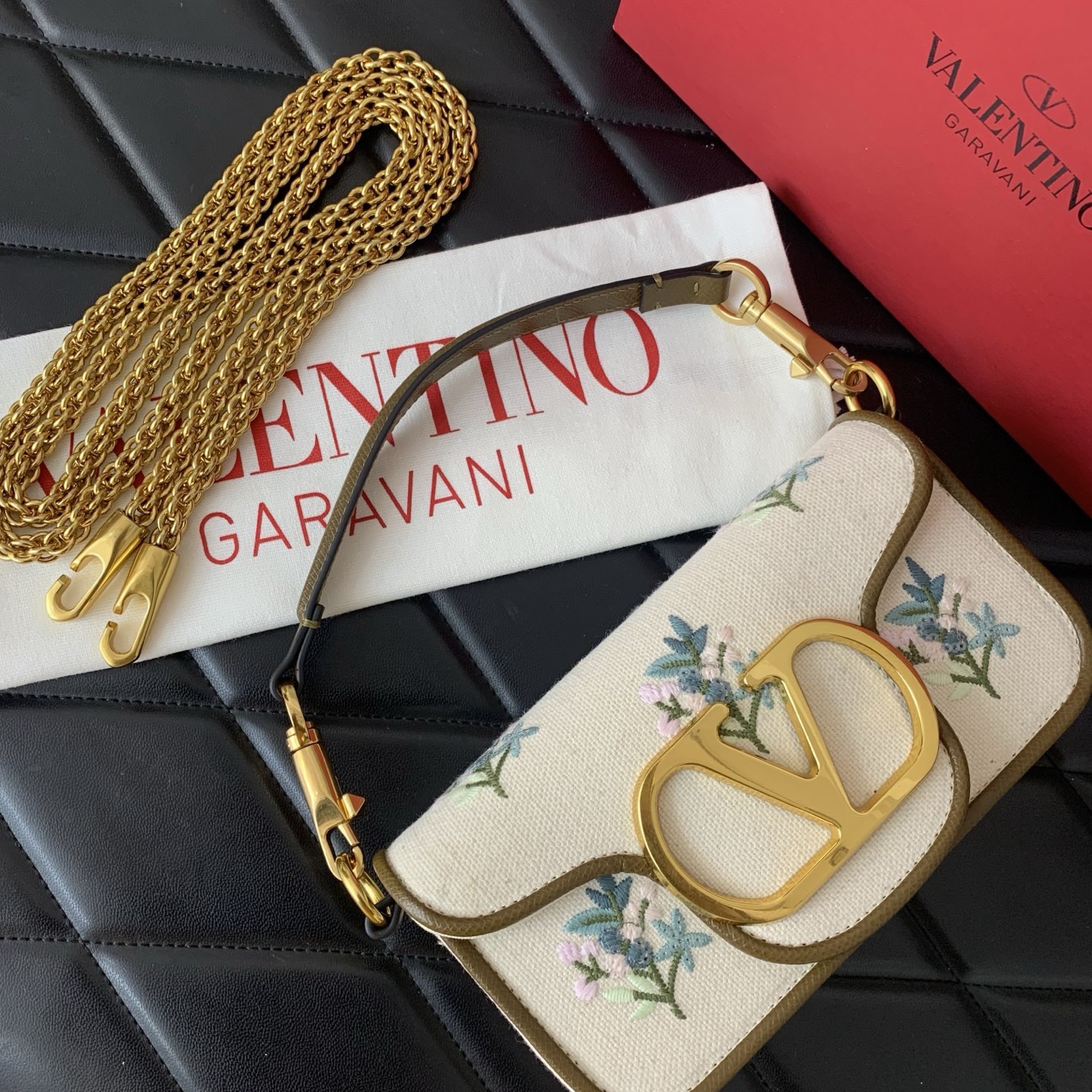 VALENTINO VLOGO SIGNATURE Floral Embroidered Mini Shoulder Bag PYE4L3