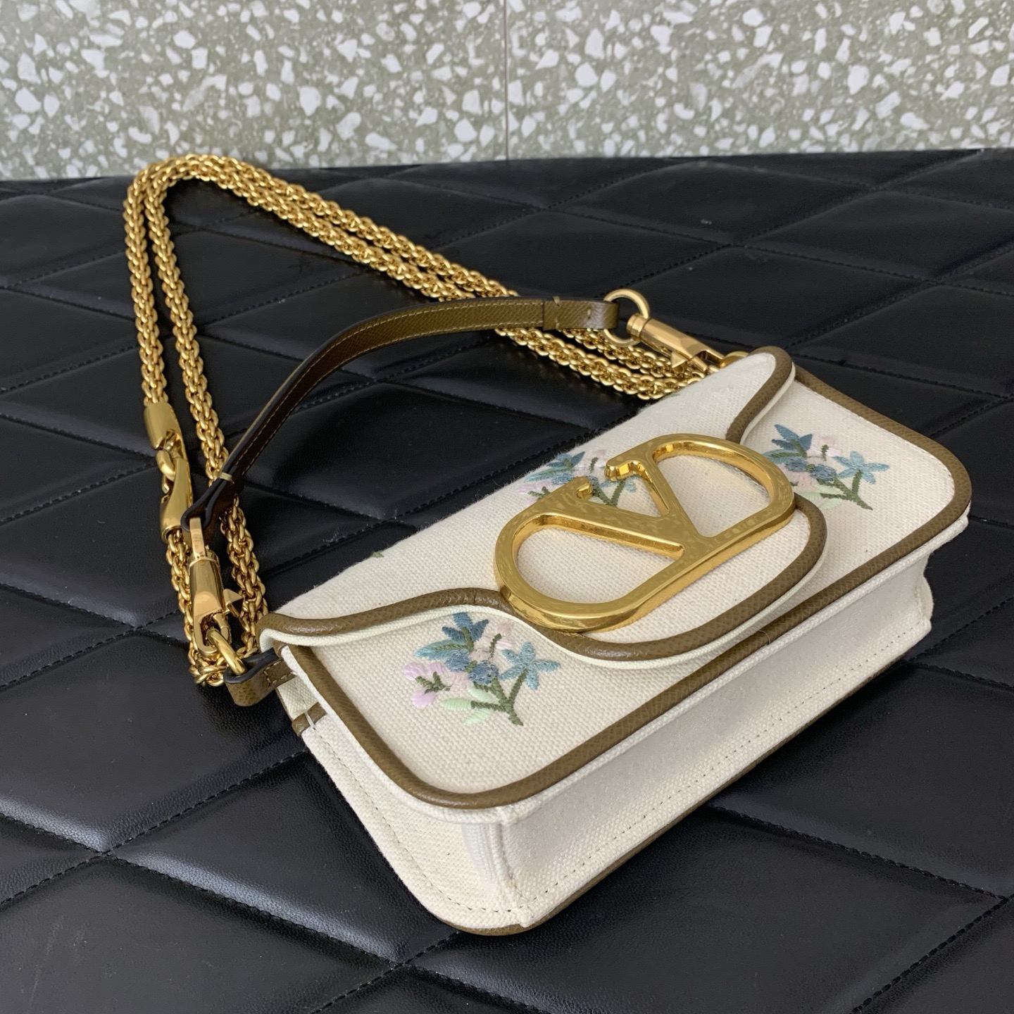 VALENTINO VLOGO SIGNATURE Floral Embroidered Mini Shoulder Bag PYE4L3