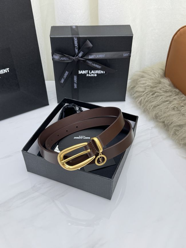 Saint Laurent CASSANDRE charm elongated buckle thin belt in leather S2596-4