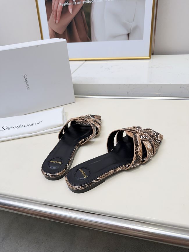 Saint Laurent tribute SANDALS in smooth leather 875936-11