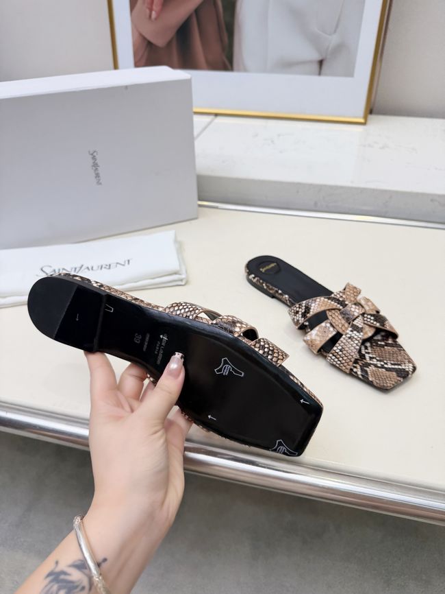 Saint Laurent tribute SANDALS in smooth leather 875936-11