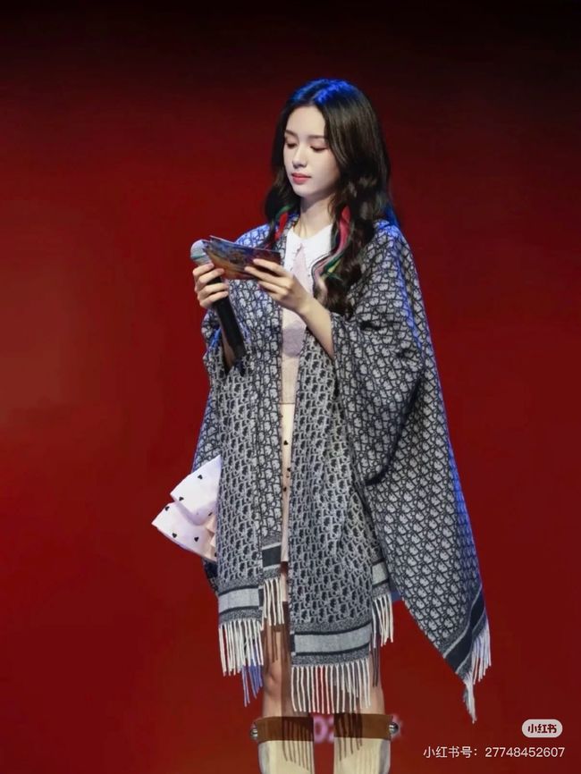 Dior Oblique Shawl Wool and Silk Jacquard I1059 Dior Oblique Shawl Wool and Silk Jacquard I1059