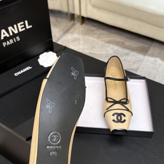 Chanel Mary Janes G47640-6