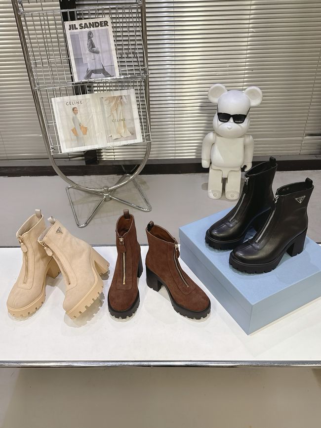 Prada Monolith brushed leather Chelsea boots G085-4