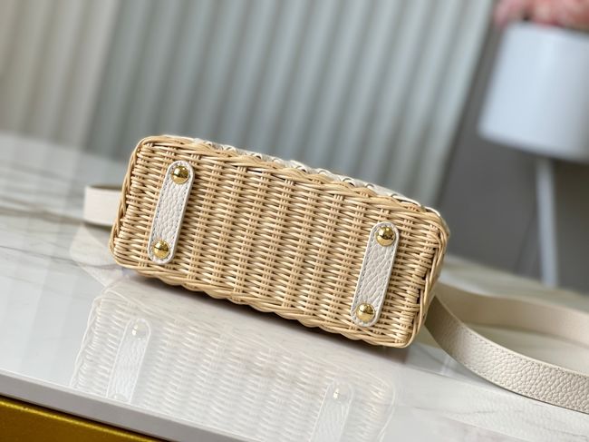 Louis Vuitton Capucines Mini M24977 Ivory