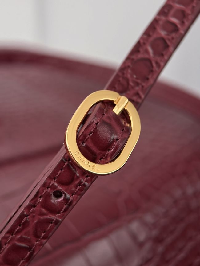 Chanel Crocodile Embossed Maxi Flapbag Calfskin AS6233 Burgundy
