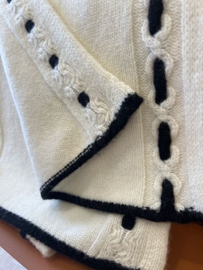 Chanel Cashmere Scarf  AAC077-2