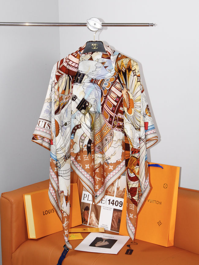 Louis Vuitton Monogram Shine Shawl M9A254-1