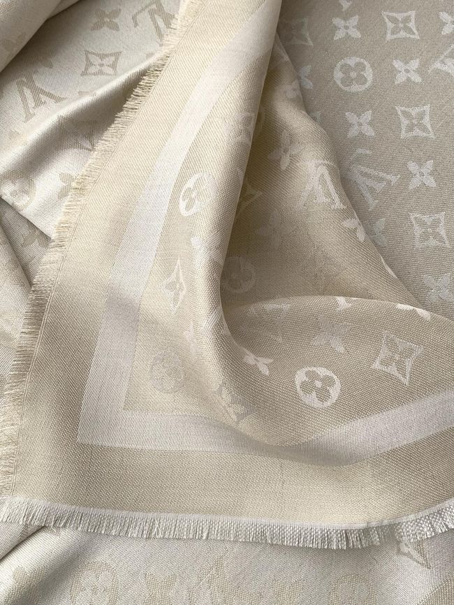 Louis Vuitton Monogram Shine Shawl M9A256-4