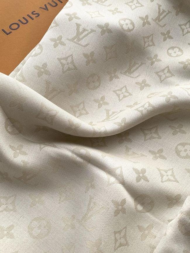Louis Vuitton Monogram Shine Shawl M9A256-4