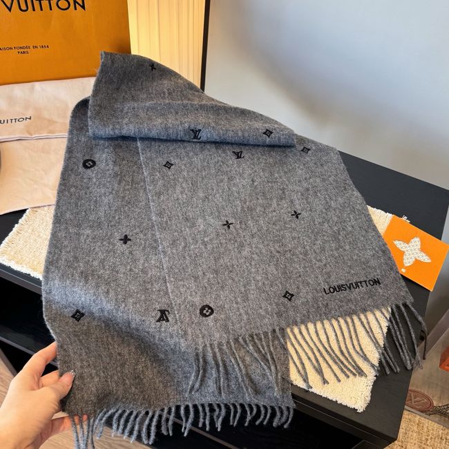 Louis Vuitton New Forevergram Scarf M9A255-1
