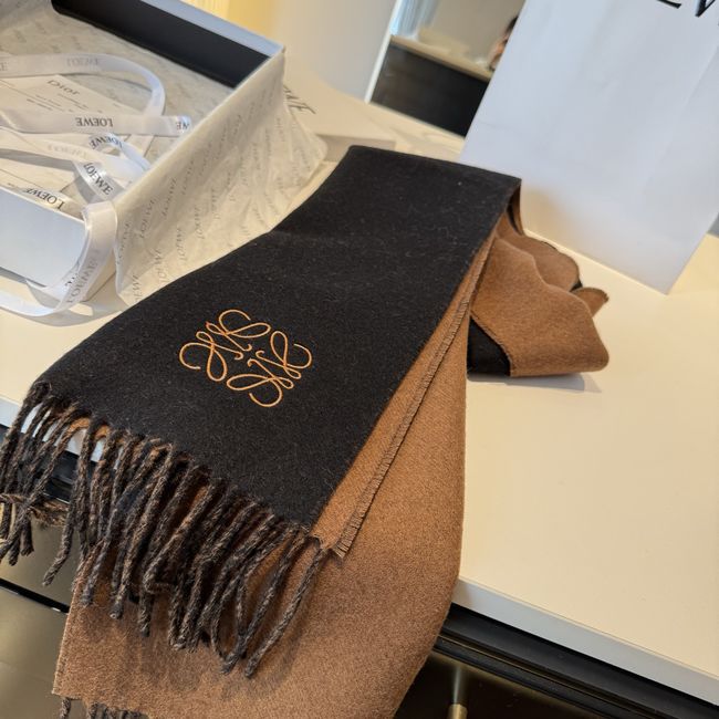 Loewe Cashmere scarf 0020-4
