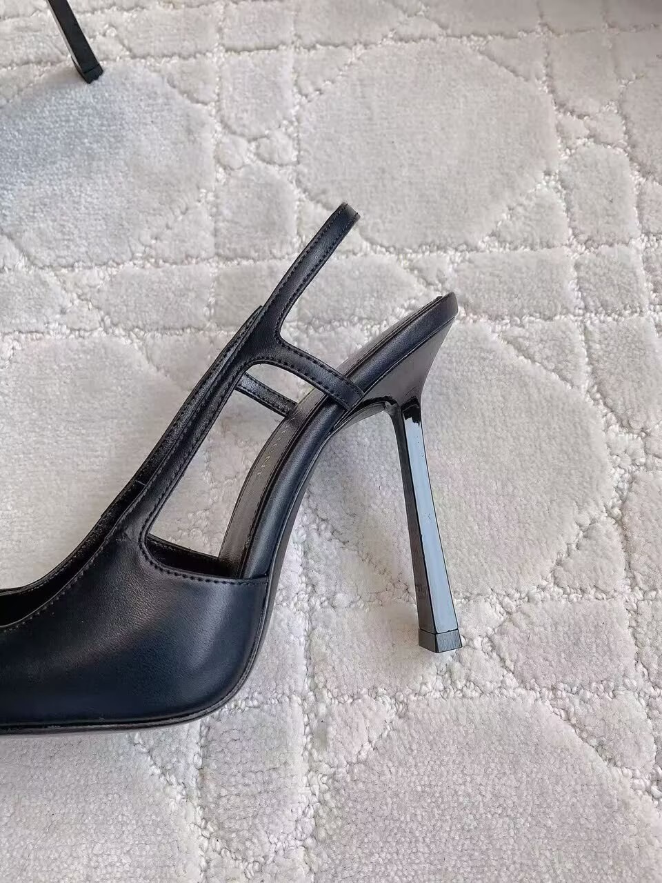 Saint Laurent Jeanne 110 Leather Slingback Pumps Y70130 Black Saint Laurent Jeanne 110 Leather Slingback Pumps Y70130 Black