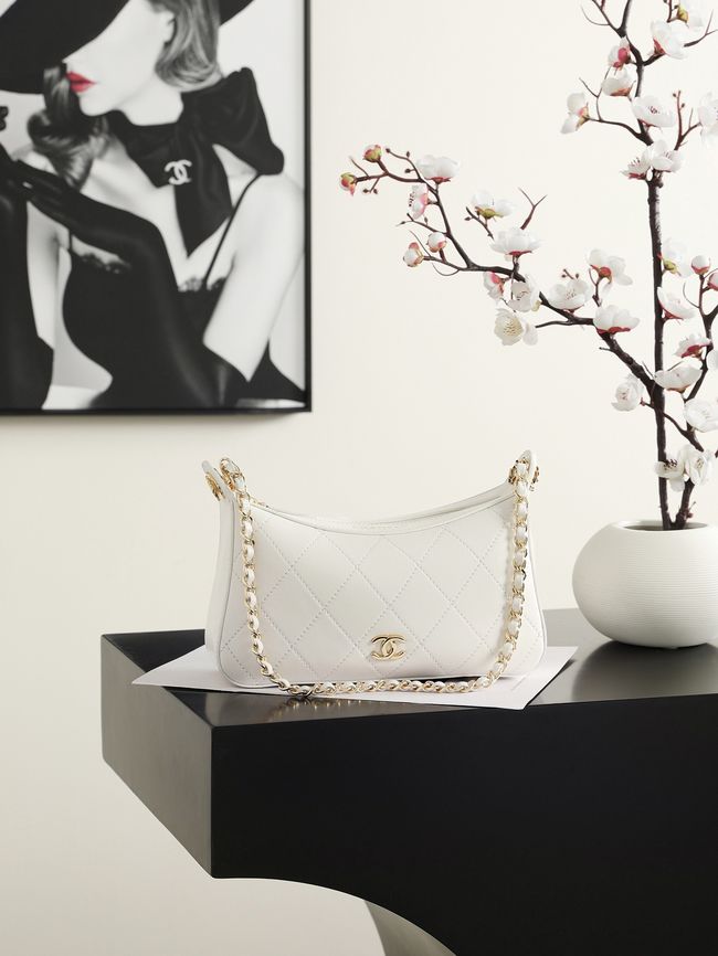 CHANEL Hobo Bag AS6640 WHITE CHANEL Hobo Bag AS6640 WHITE
